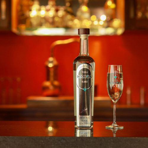 tequila-nahoa-blanco-barrra